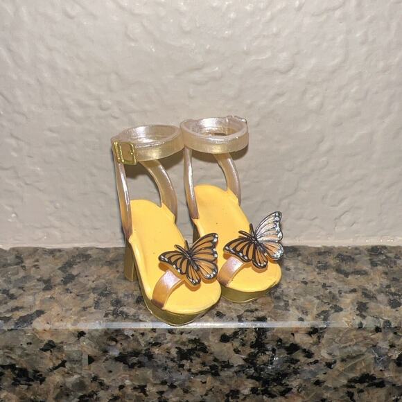 Rainbow High Doll Shoes Lot Of 5 Ice Skate Boots High Tops Monroe Satin Heels - Picture 9 of 12